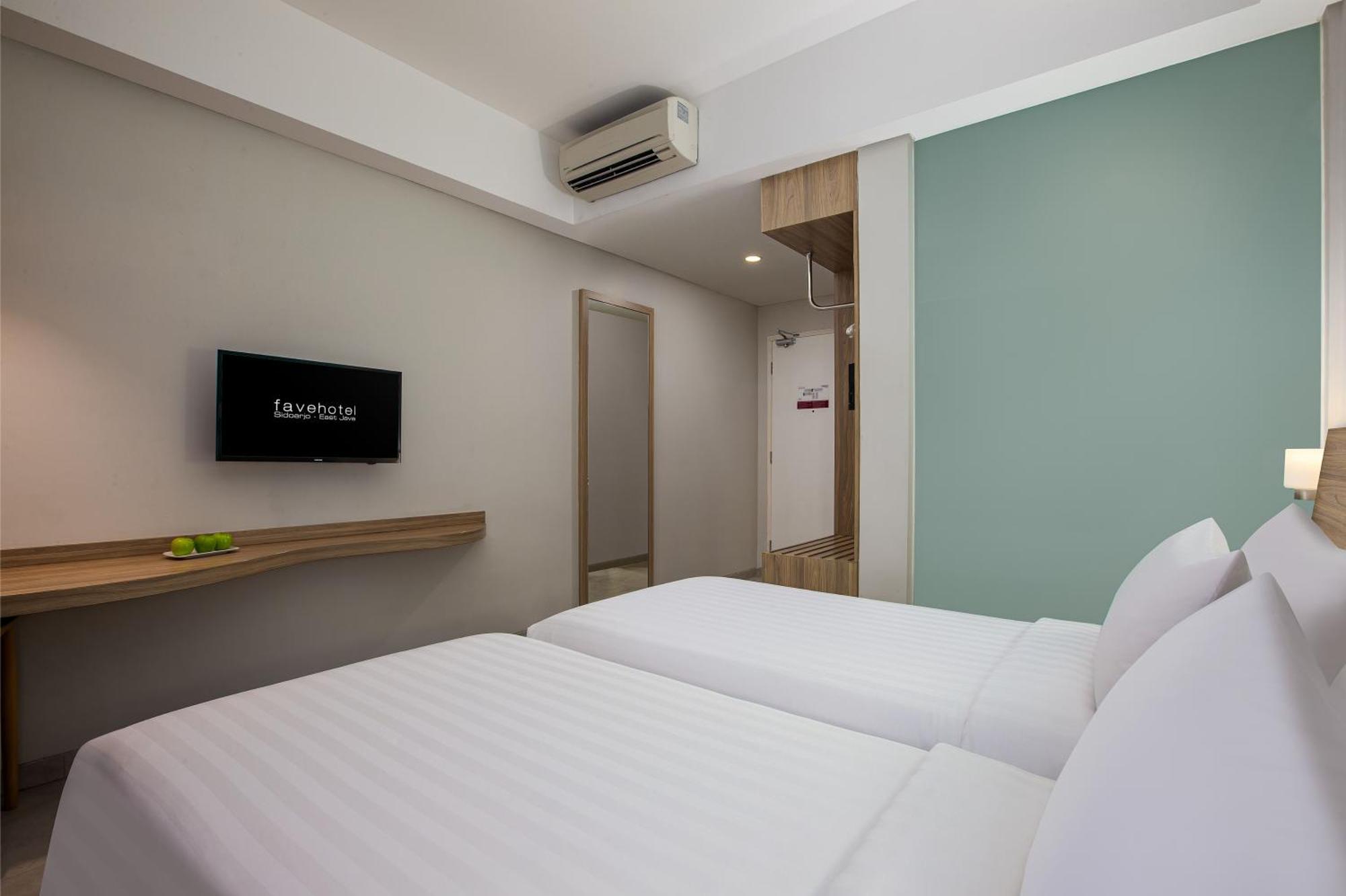 Favehotel Sidoarjo Exterior foto